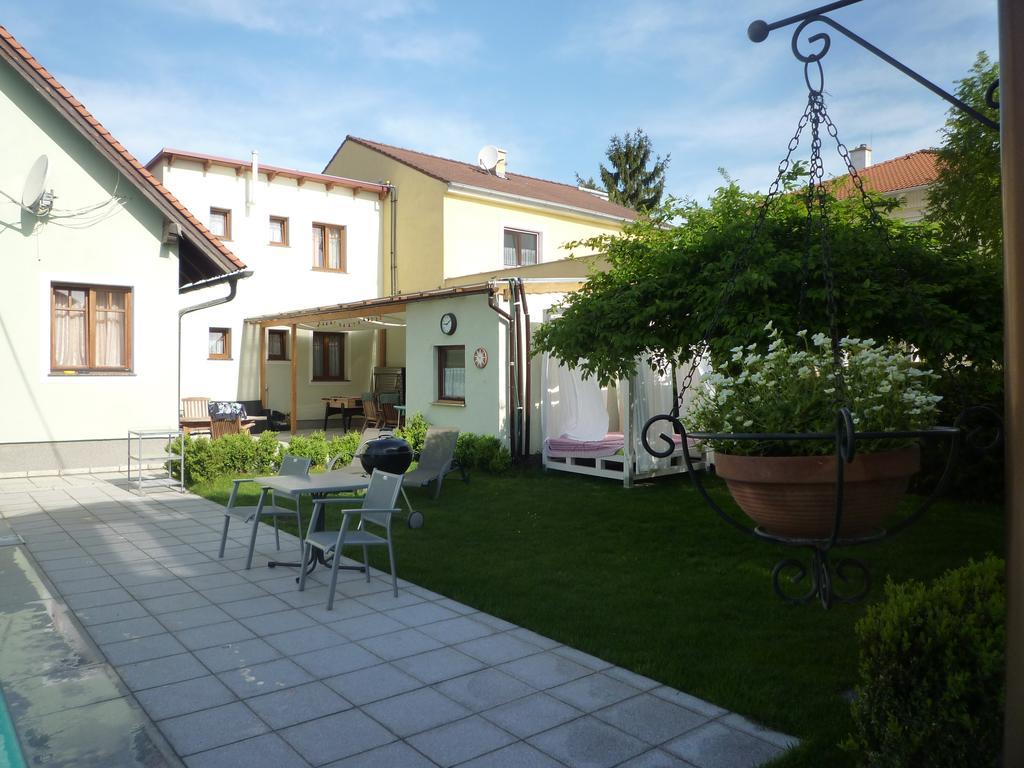 Gartenpension Prosl Βιέννη Εξωτερικό φωτογραφία